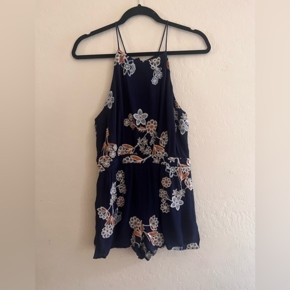 Women’s J.O.A. Los Angeles Floral Romper sz S